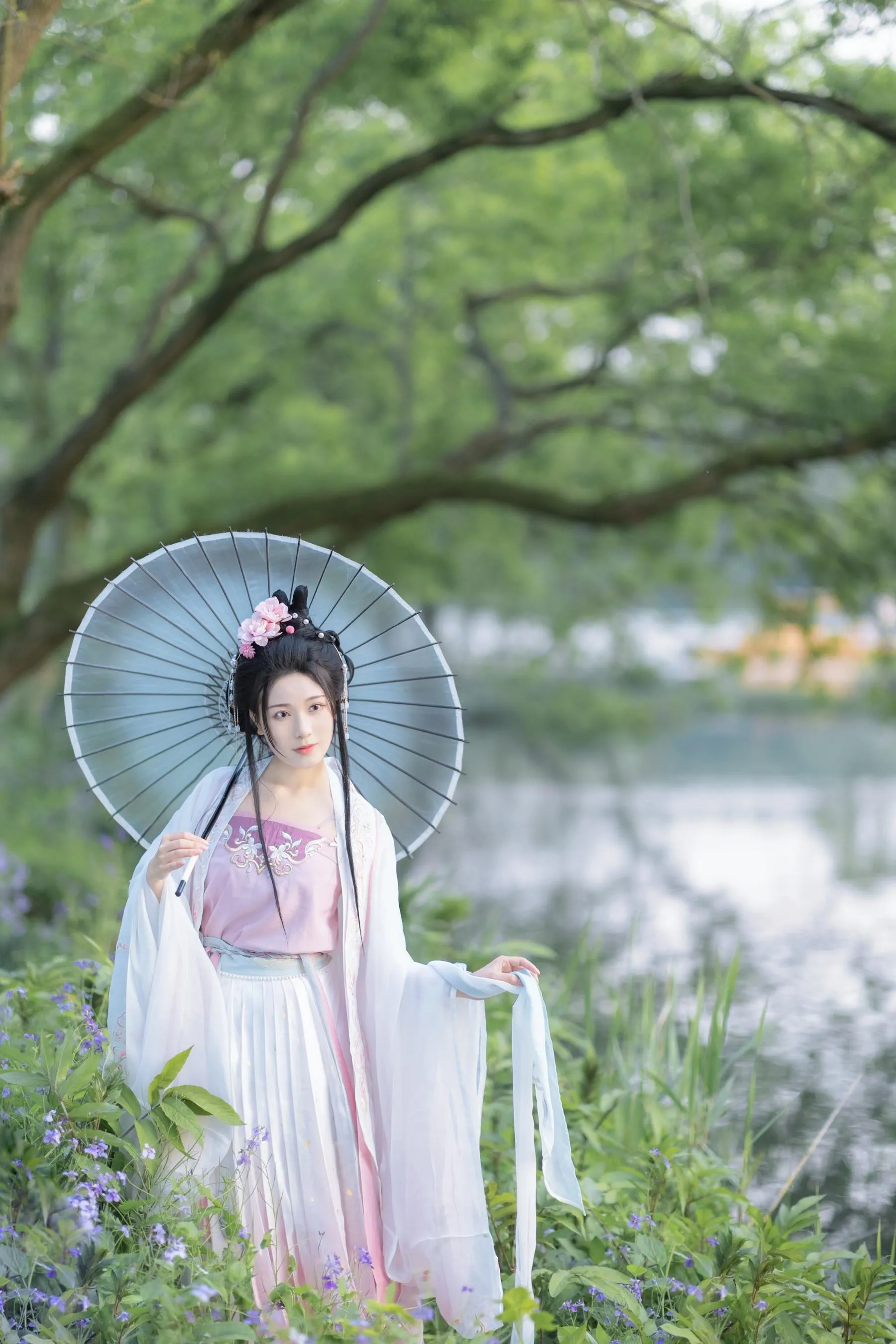 [艺图语] 2022.06.04 花间 阿銧 [34P]插图3